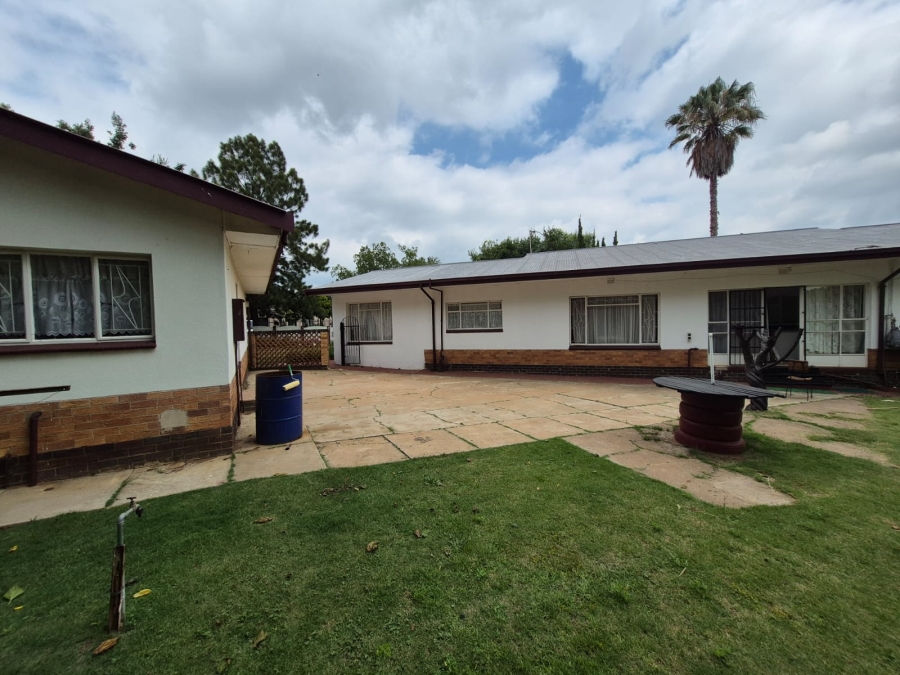 4 Bedroom Property for Sale in Vredefort Free State